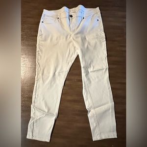 Maurice’s sz 20 white jegging